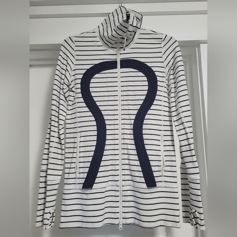 Lululemon In Stride  jacket size 4